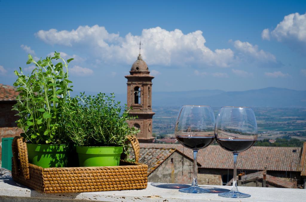 Dimora Dell'Erbe Apartment Montepulciano Stazione エクステリア 写真